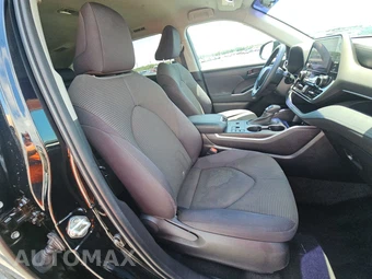 2023 Toyota Highlander LE - miniatura 8