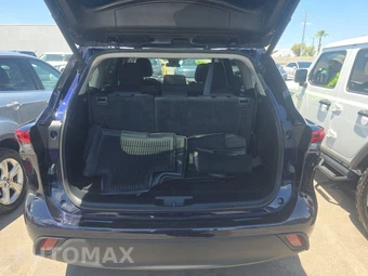 2023 Toyota Highlander LE – miniatura 16