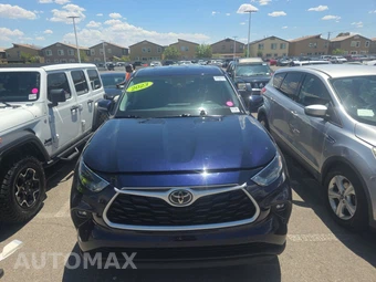 2023 Toyota Highlander LE – miniatura 2
