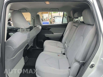 2023 Toyota Highlander LE – miniatura 10