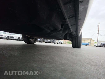 2023 Toyota Highlander LE – miniatura 4