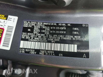 2023 Toyota Highlander LE - miniatura 5