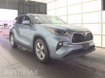 2023 Toyota Highlander LE – miniatura 3