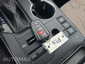 2023 Toyota Highlander LE - miniatura 5