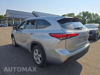 2023 Toyota Highlander LE - miniatura 2