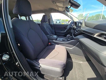 2023 Toyota Highlander LE - miniatura 19