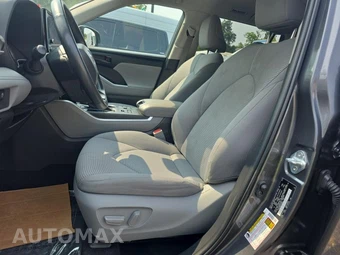 2023 Toyota Highlander LE – miniatura 13