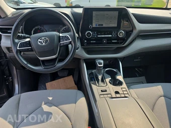 2023 Toyota Highlander LE – miniatura 14