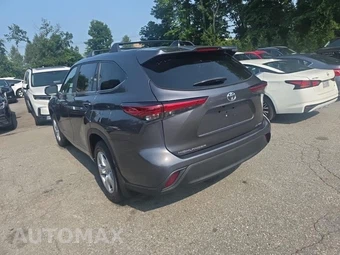 2023 Toyota Highlander LE - miniatura 6