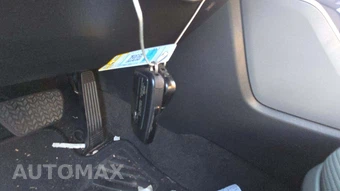 2023 Toyota Highlander LE – miniatura 19
