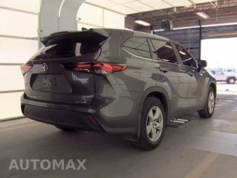 2023 Toyota Highlander LE - miniatura 4