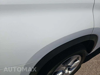 2023 Toyota Highlander LE – miniatura 27