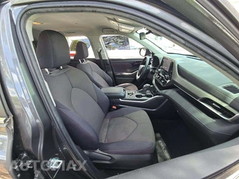 2023 Toyota Highlander LE – miniatura 19