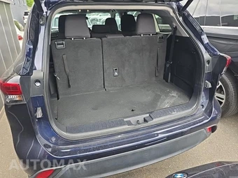 2023 Toyota Highlander LE - miniatura 19