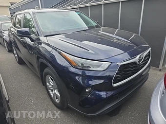 2023 Toyota Highlander LE - miniatura 3