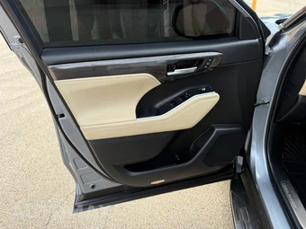 2023 Toyota Highlander Limited - miniatura 17