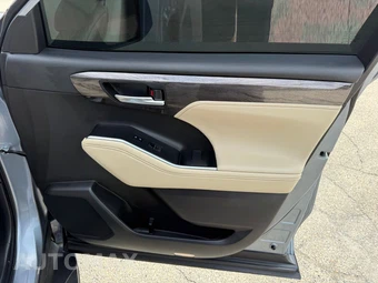 2023 Toyota Highlander Limited - miniatura 26