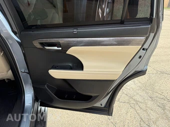 2023 Toyota Highlander Limited - miniatura 31