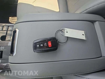 2023 Toyota Highlander Platinum - miniatura 8