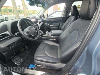 2023 Toyota Highlander Platinum - miniatura 6