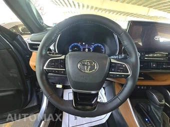 2023 Toyota Highlander Platinum - miniatura 10