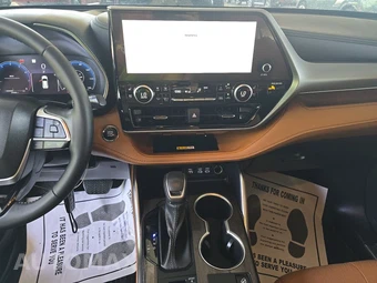2023 Toyota Highlander Platinum - miniatura 11