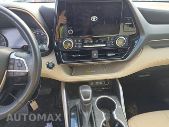 2023 Toyota Highlander XLE – miniatura 11