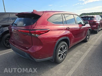 2023 Toyota Highlander XLE – miniatura 4