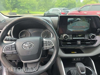 2023 Toyota Highlander XLE - miniatura 10