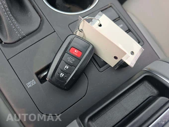 2023 Toyota Highlander XLE - miniatura 8
