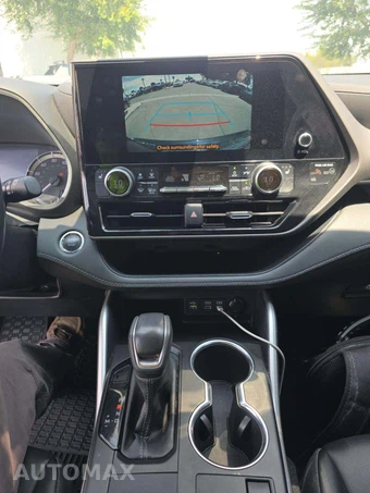 2023 Toyota Highlander XLE - miniatura 7