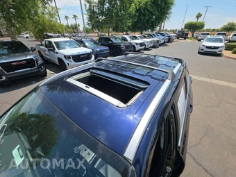 2023 Toyota Highlander XLE - miniatura 9