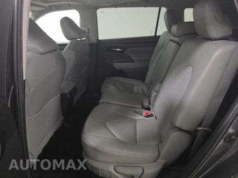 2023 Toyota Highlander XLE - miniatura 13