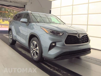 2023 Toyota Highlander XLE – miniatura 3