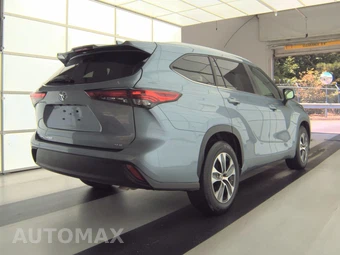 2023 Toyota Highlander XLE – miniatura 4