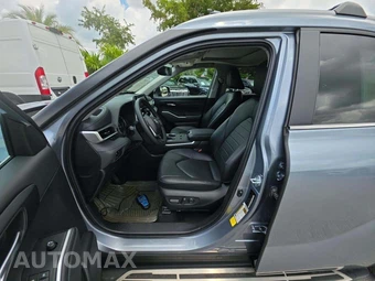 2023 Toyota Highlander XLE - miniatura 3
