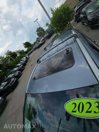 2023 Toyota Highlander XLE - miniatura 9
