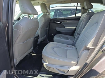 2023 Toyota Highlander XLE - miniatura 13