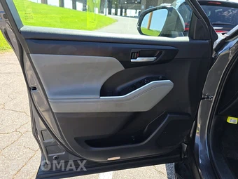 2023 Toyota Highlander XLE - miniatura 9