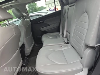 2023 Toyota Highlander XLE - miniatura 16