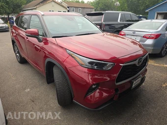 2023 Toyota Highlander XLE - miniatura 3
