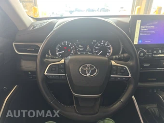 2023 Toyota Highlander XLE - miniatura 10