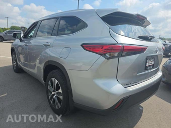 2023 Toyota Highlander XLE - miniatura 2
