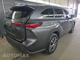 2023 Toyota Highlander XLE – miniatura 4