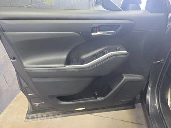 2023 Toyota Highlander XLE – miniatura 9