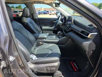 2023 Toyota Highlander XLE - miniatura 16