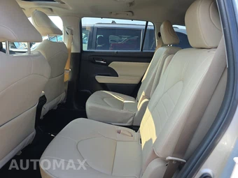 2023 Toyota Highlander XLE - miniatura 13