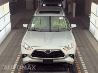 2023 Toyota Highlander XLE - miniatura 2