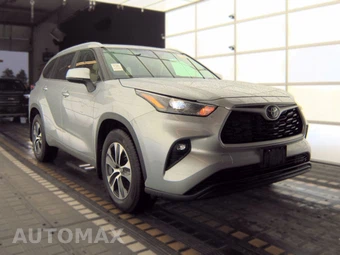 2023 Toyota Highlander XLE - miniatura 3