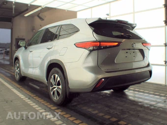 2023 Toyota Highlander XLE - miniatura 6